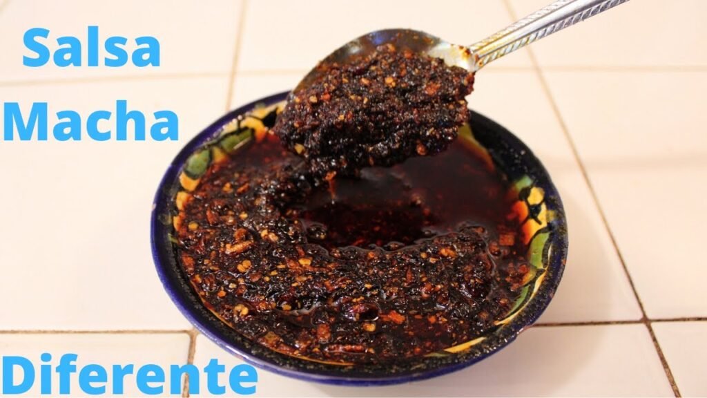 Salsa de chile ancho con pasas