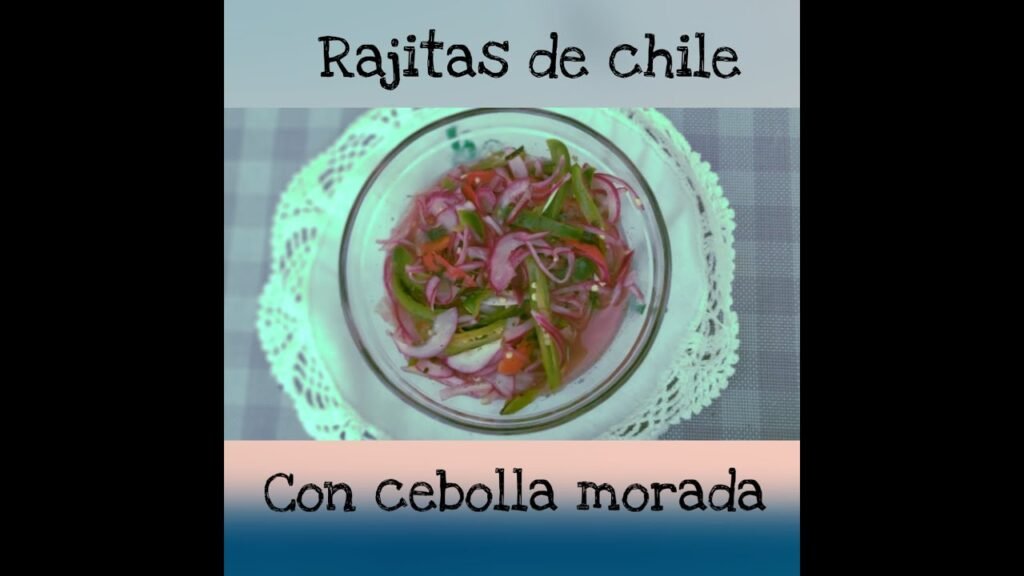 Salsa de chile serrano con cebolla morada