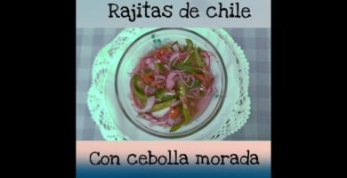 Salsa de chile serrano con cebolla morada