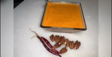Salsa de chile serrano con higo y nuez